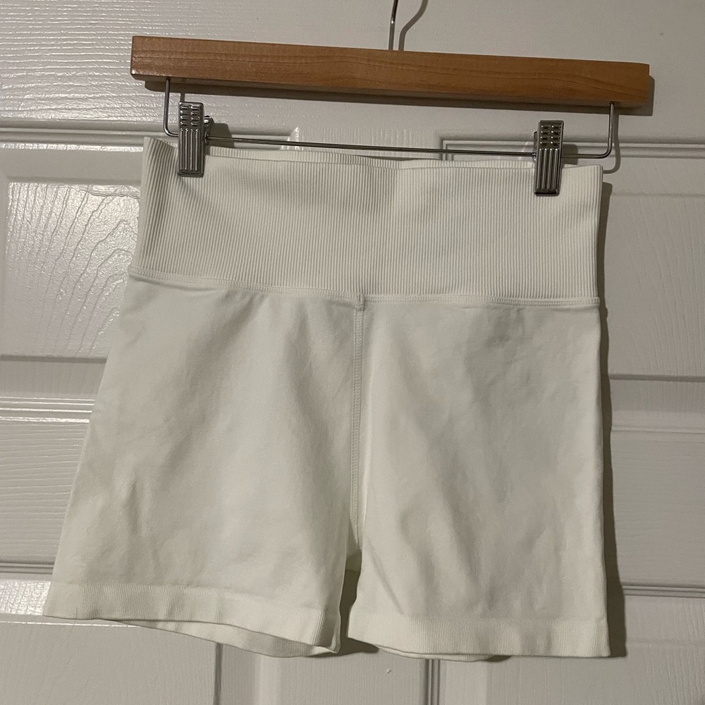 aerie High-Waist White Athletic Biker Shorts